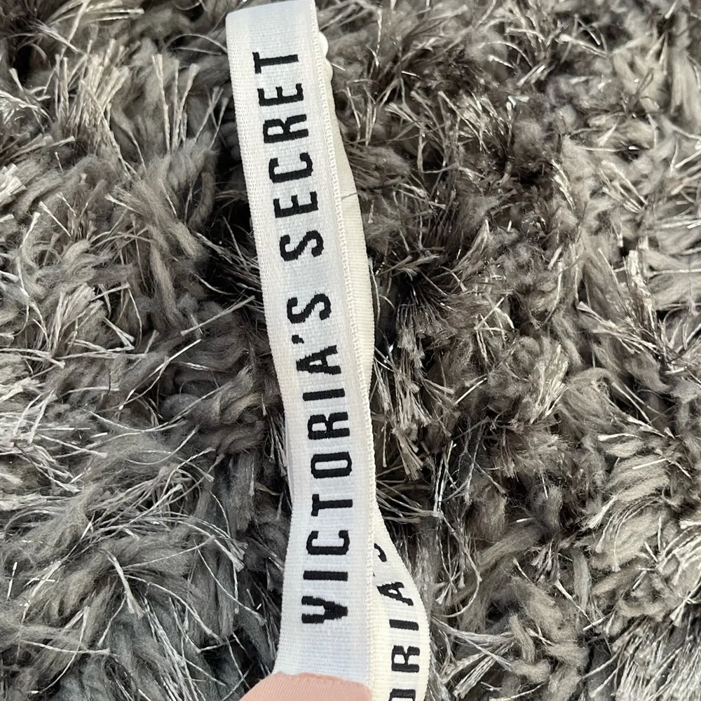 Victoria’s Secret T-shirt Push-Up Bra - Picture 7 of 10